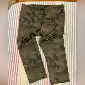 Lululemon Low-Rise Camo Capri Leggings- Size 10, Good Condition, Lightly Used